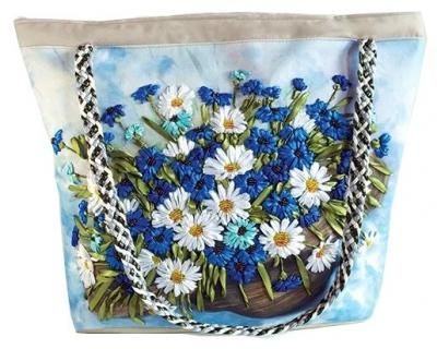 Danko Toys Набор для вышивания гладью, лентами и бисером 35 х 34 см My creative bag Ромашки (MCB-01-05)